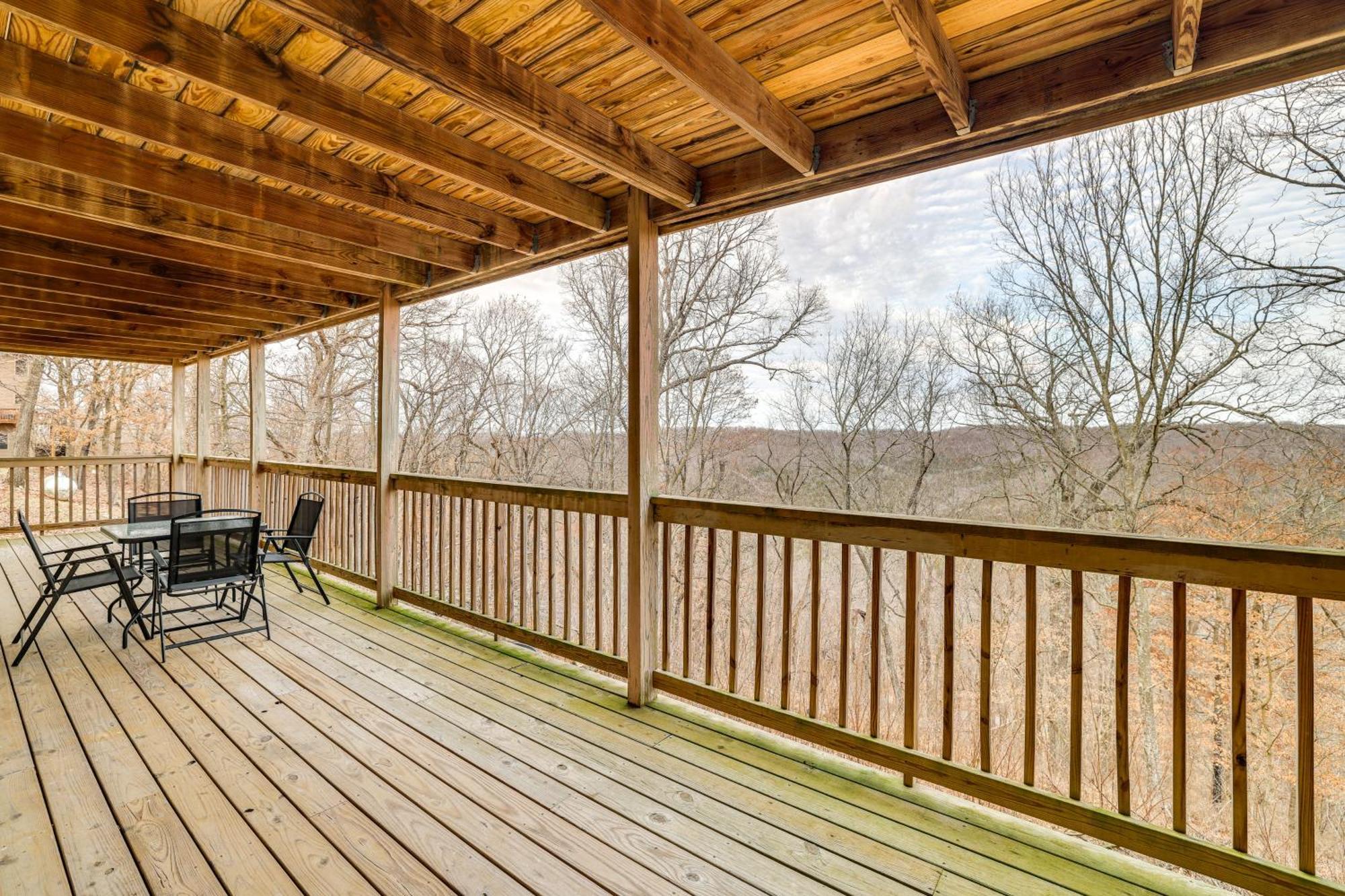Spacious Holiday Island Escape With Deck And Gas Grill Exterior photo